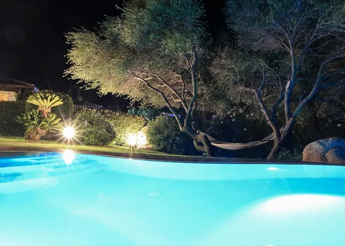 Luxrent Villa Smeralda Pool And Beach Apartman *