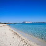 Luxrent Villa Smeralda Pool And Beach Апартаменты Капо-Кода-Кавальо