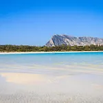 Апартаменты Luxrent Villa Smeralda Pool And Beach