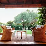 Апартаменты Luxrent Villa Smeralda Pool And Beach